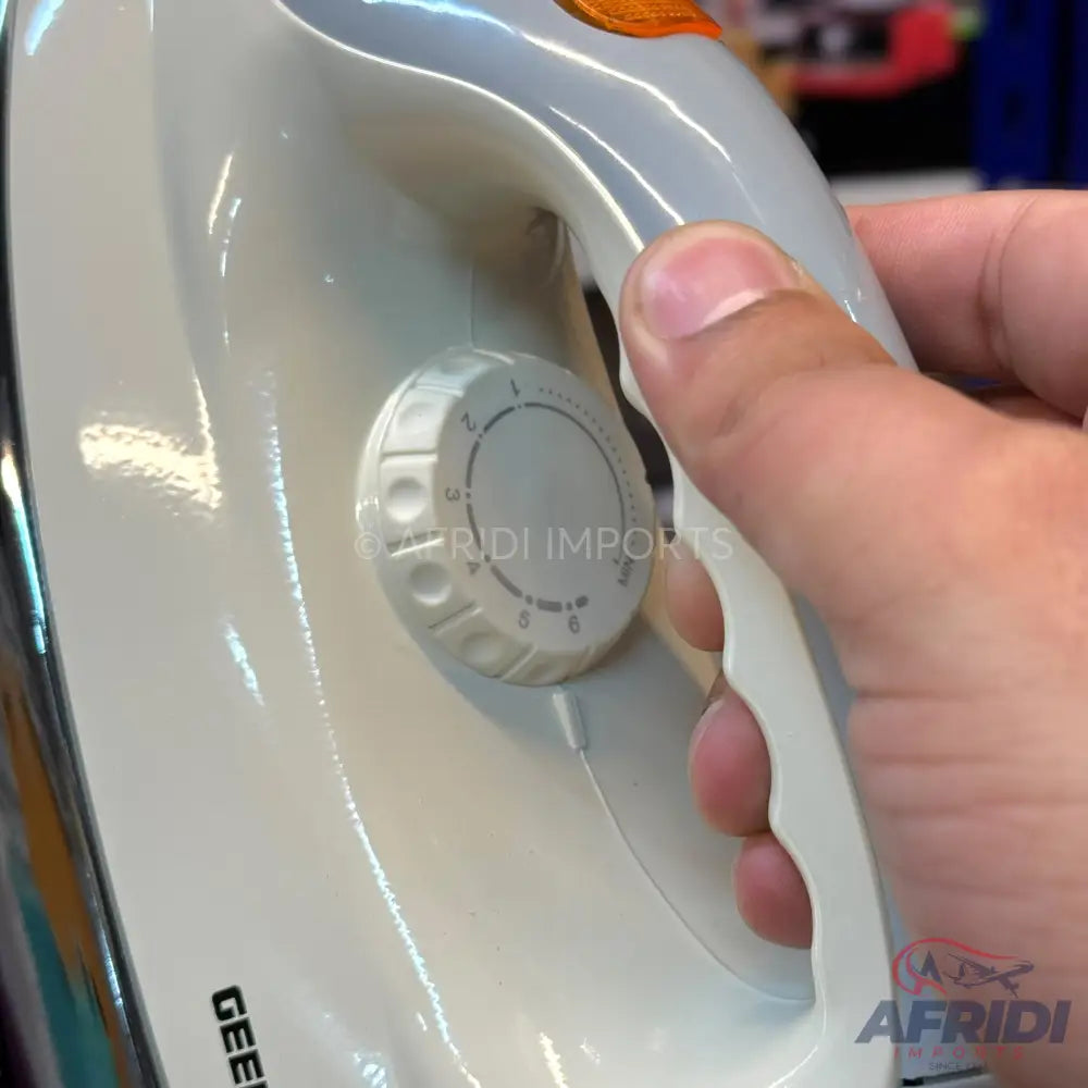 Geepas Automatic Dry Iron GDI23021P